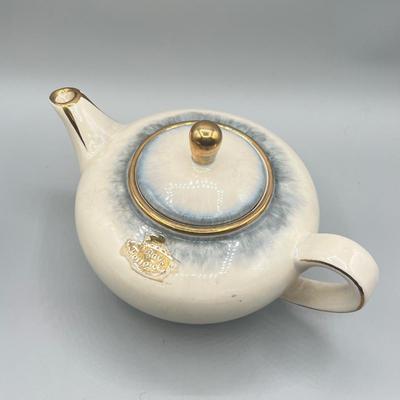 LOT 62: Vintage Tea Set - West Germany