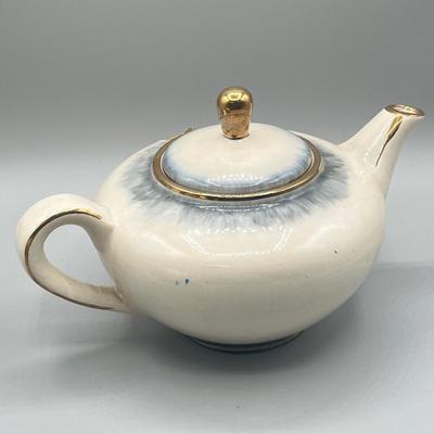 LOT 62: Vintage Tea Set - West Germany