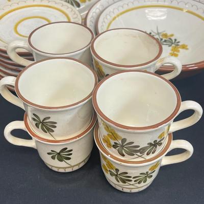 LOT 53: Vintage Stangl Pottery Dishes - Golden Blossom Pattern