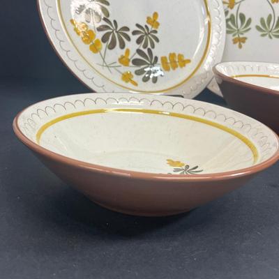 LOT 53: Vintage Stangl Pottery Dishes - Golden Blossom Pattern