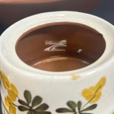 LOT 53: Vintage Stangl Pottery Dishes - Golden Blossom Pattern