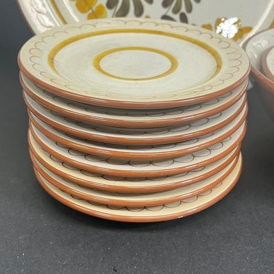 LOT 53: Vintage Stangl Pottery Dishes - Golden Blossom Pattern
