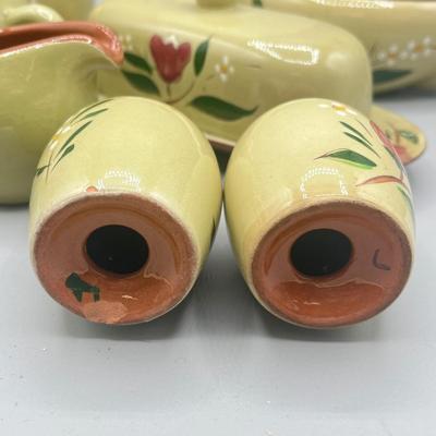 LOT 64: Vintage Stangl Pottery Dishes - Magnolia Pattern