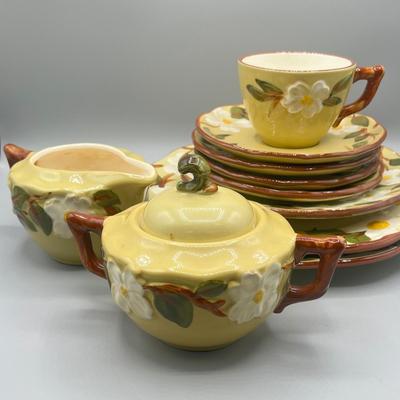 LOT 65: White Magnolia Pattern Vintage Stangl Pottery Dishes