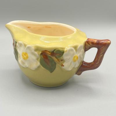 LOT 65: White Magnolia Pattern Vintage Stangl Pottery Dishes