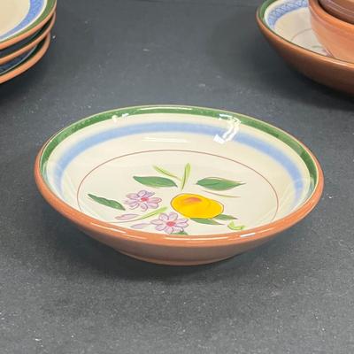 LOT 66: Vintage Stangl Pottery Dishes - Fruit and Flowers Pattern