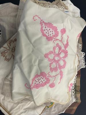 LOT 67: Vintage Embroidered Linens and More