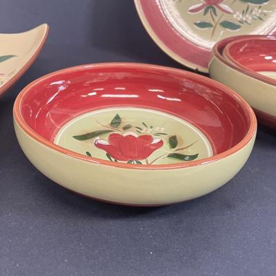 LOT 68: Vintage Stangl Pottery Dishes - Magnolia Pattern