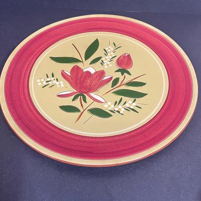 LOT 68: Vintage Stangl Pottery Dishes - Magnolia Pattern