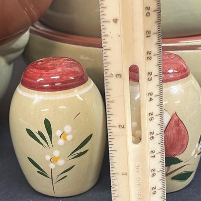 LOT 68: Vintage Stangl Pottery Dishes - Magnolia Pattern