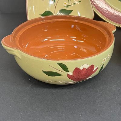 LOT 68: Vintage Stangl Pottery Dishes - Magnolia Pattern