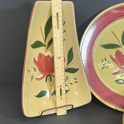 LOT 68: Vintage Stangl Pottery Dishes - Magnolia Pattern