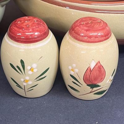 LOT 68: Vintage Stangl Pottery Dishes - Magnolia Pattern