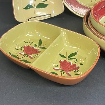 LOT 68: Vintage Stangl Pottery Dishes - Magnolia Pattern