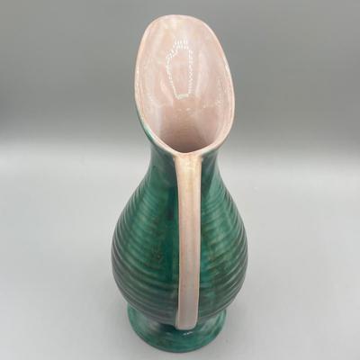 LOT 69: Vintage Stangl Pottery Vases