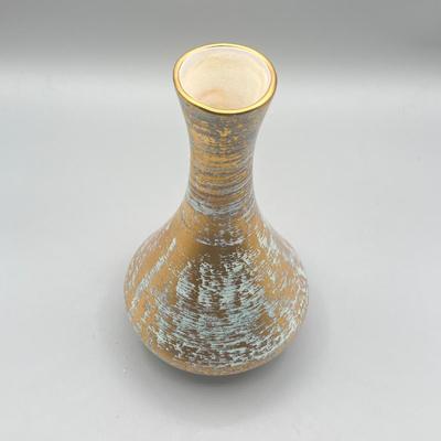 LOT 69: Vintage Stangl Pottery Vases