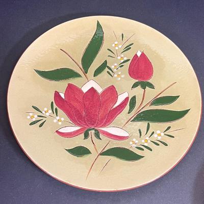 LOT 70: Vintage Stangl Pottery - Magnolia Pattern