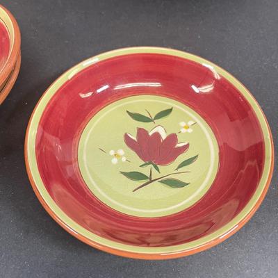 LOT 70: Vintage Stangl Pottery - Magnolia Pattern