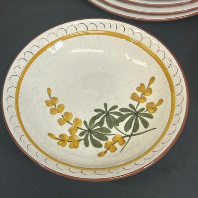 LOT 71: Golden Blossom Pattern - Vintage Stangl Pottery Dishes