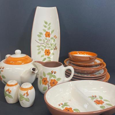 LOT 72: Bittersweet Pattern - Vintage Stangl Pottery Dishes