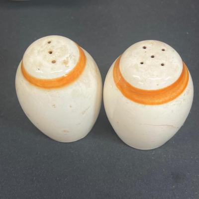 LOT 72: Bittersweet Pattern - Vintage Stangl Pottery Dishes