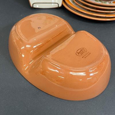 LOT 72: Bittersweet Pattern - Vintage Stangl Pottery Dishes