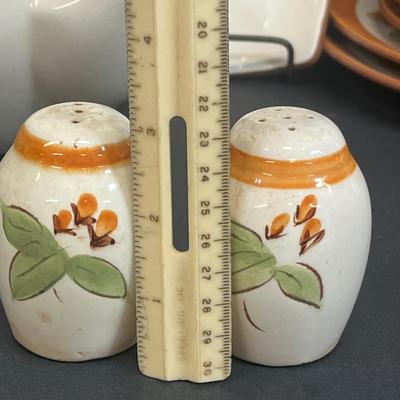 LOT 72: Bittersweet Pattern - Vintage Stangl Pottery Dishes