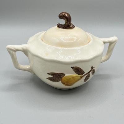 LOT 73: Vintage Stangl Pottery Dishes - Sculptured Fruit Pattern