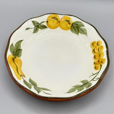 LOT 73: Vintage Stangl Pottery Dishes - Sculptured Fruit Pattern