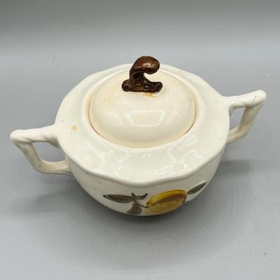 LOT 73: Vintage Stangl Pottery Dishes - Sculptured Fruit Pattern