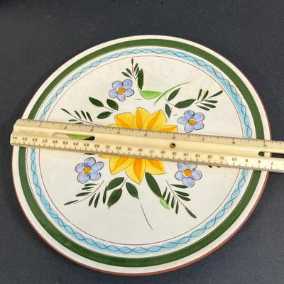 LOT 74: Vintage Stangl Pottery Dishes - Country Garden Pattern