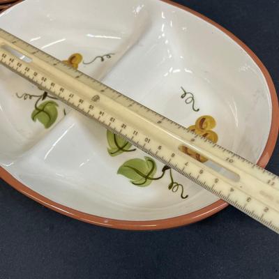 LOT 75: Golden Grape Pattern - Vintage Stangl Pottery Dishes