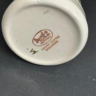 LOT 75: Golden Grape Pattern - Vintage Stangl Pottery Dishes