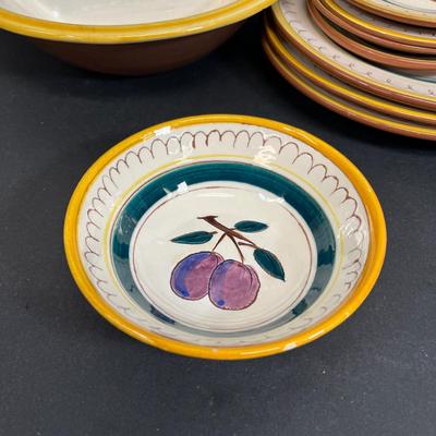 LOT 76: "Fruit" Pattern Vintage Stangl Pottery Dishes