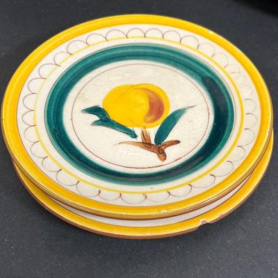LOT 76: "Fruit" Pattern Vintage Stangl Pottery Dishes