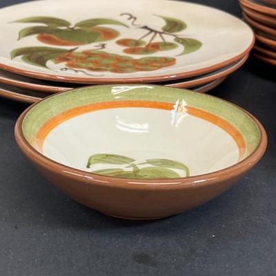 LOT 77: Vintage Stangl Pottery Dishes - Orchard Song
