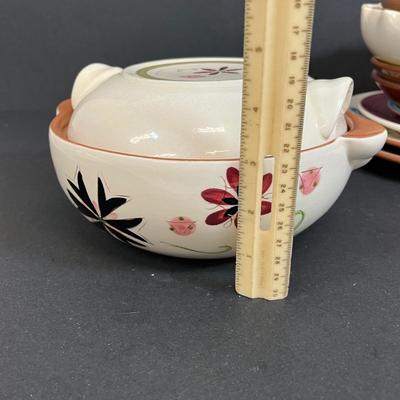 LOT 79: Vintage Stangl Pottery Dishes - Mixed Patterns