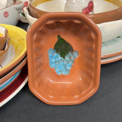 LOT 79: Vintage Stangl Pottery Dishes - Mixed Patterns