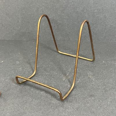 LOT 80: Vintage Carnival Glass Bowl, Ball Jar and Plate Stands