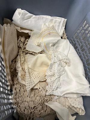 LOT 81: Big Lot of Vintage Linens and Doilies