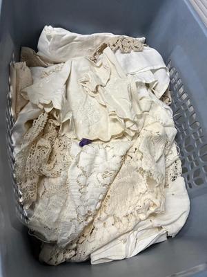 LOT 81: Big Lot of Vintage Linens and Doilies