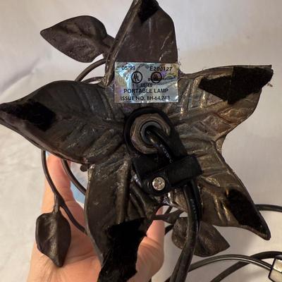 Hummingbird Lamp with Glass Trumpet Shade (DR-HS)