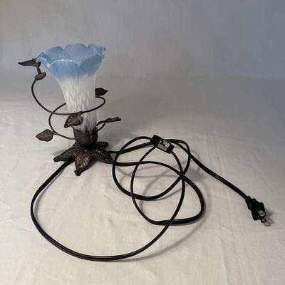 Hummingbird Lamp with Glass Trumpet Shade (DR-HS)