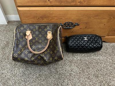 LADIES HANDBAGS