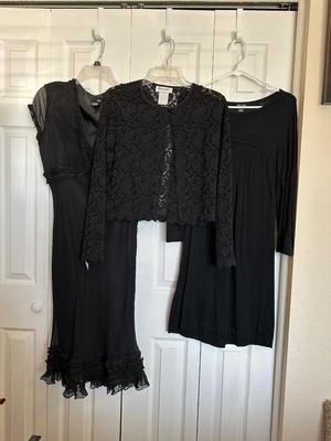 LADIES DRESSES