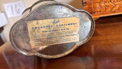 VTG WOODEN BOX WITH MIRROR ON LID, TIN AND SCARFS