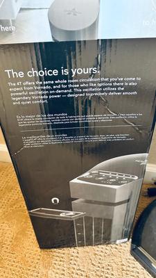 VORNADO OSCILLATING TOWER FAN 40” TALL