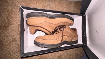 MENS ROCKPORT SHOES SIZE 13