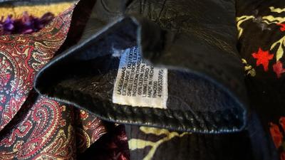 WOMENS ITEMS, SNOW SHOES, GLOVES, HATS SCARFS