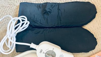 THE CHI MACHINE AEROBIC EXERCISER